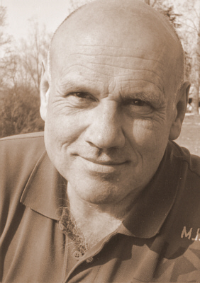  Wolfgang Thon als Herr Karl 